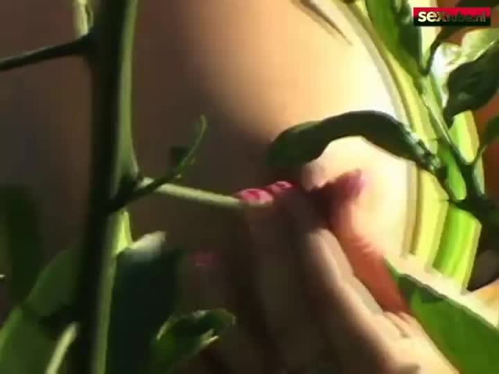 Brunette Slet (18+) geniet van diepe anale