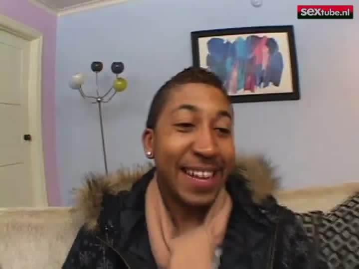 Trio met een hete latina en een geile ebony sletje