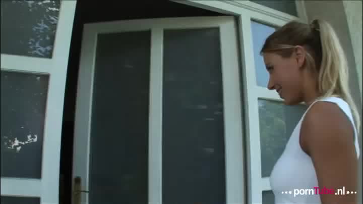 Ze in de douche met haar vriend toen zijn vader loopt in de badkamer