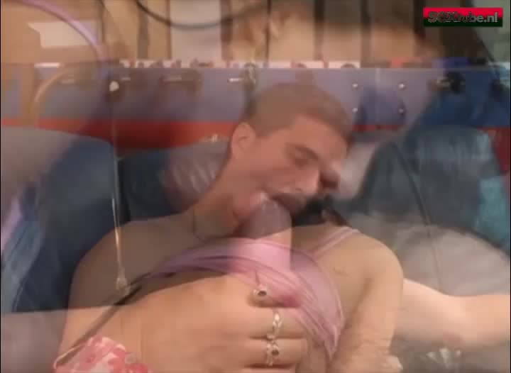 Slet Slet (18+) zal niet tijdens het neuken worden verstoord